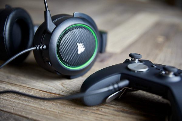 Corsair HS50 Pro Stereo Gaming Headset สีเขียว ประกันศูนย์ 2ปี ของแท้ หูฟังสำหรับเล่นเกม (Green)